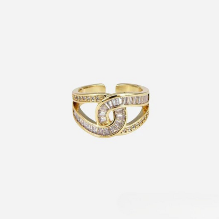 Mia | Elegant, knotted adjustable ring