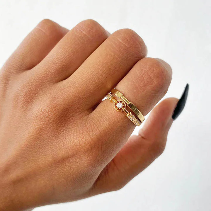 Daisy | Adjustable Star Ring in Gold Zircon