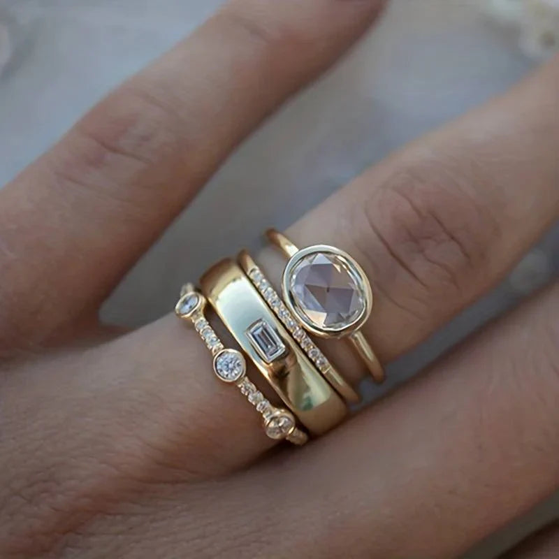 Lila | Vintage Gold and Zirconium Ring