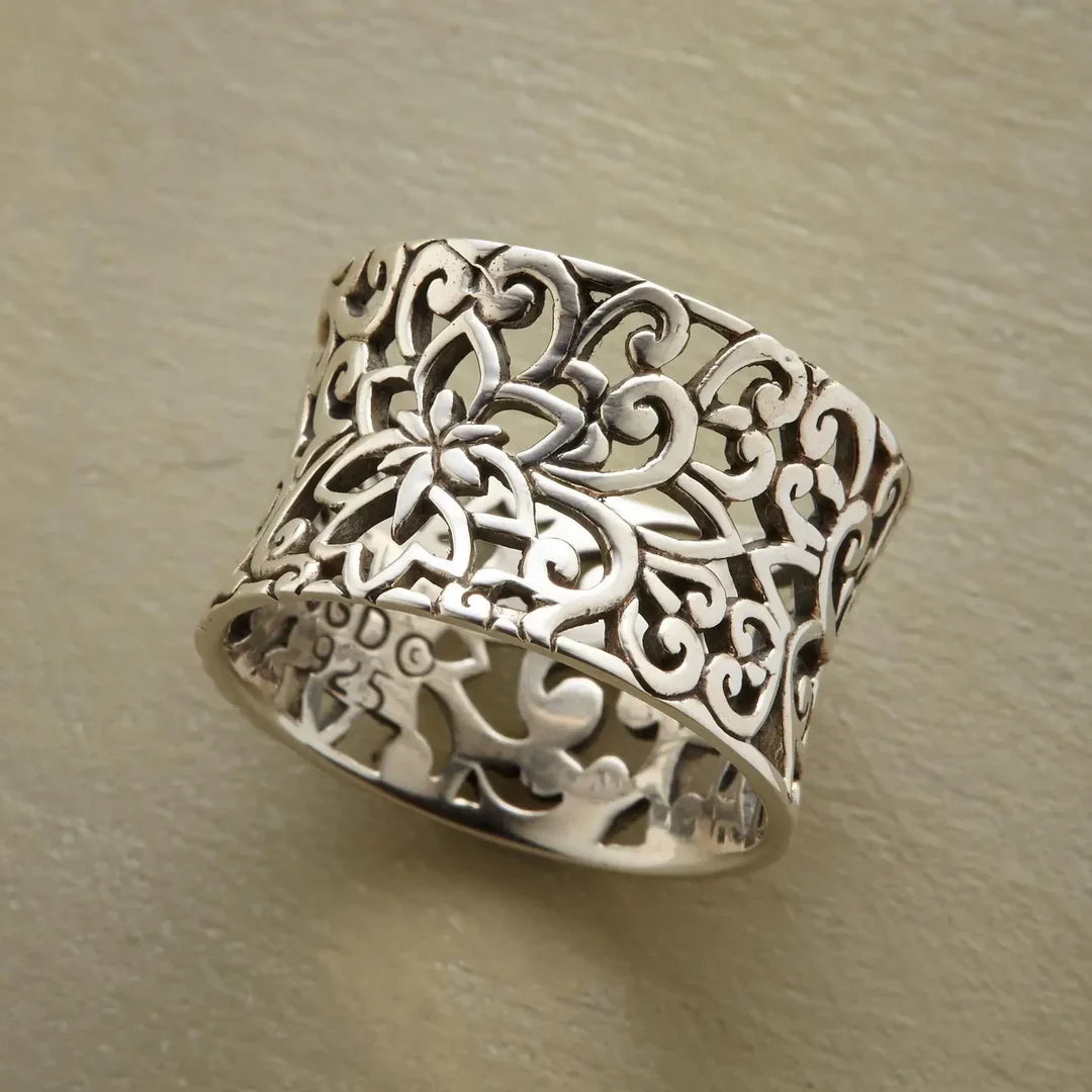 Joanna | Vintage Silver Hollow Ring