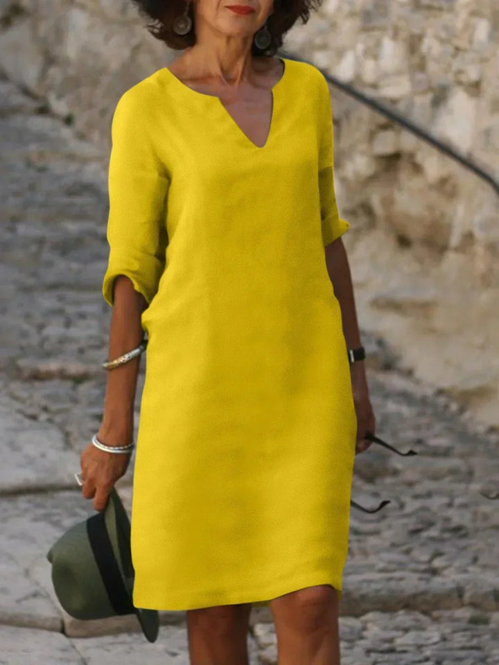 Josie™ | Elegant Dress with V-Neck
